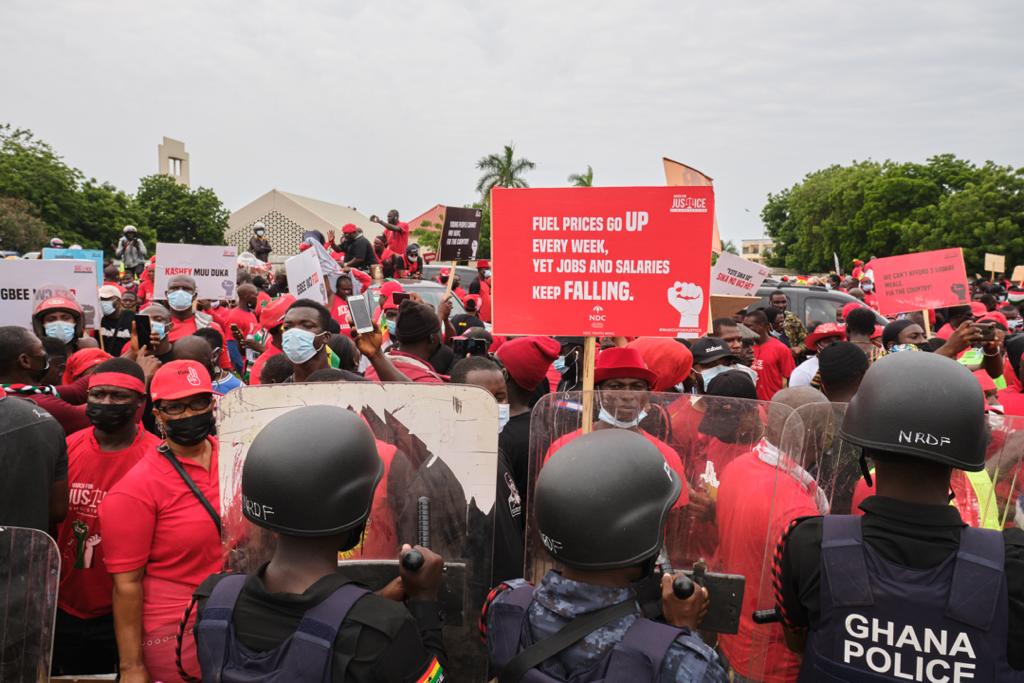 Photos: Onward marching NDC supporters walking for justice