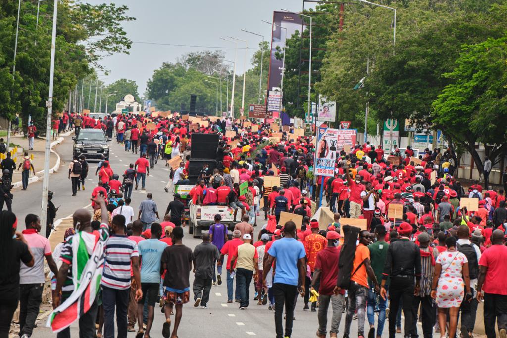 Photos: Onward marching NDC supporters walking for justice