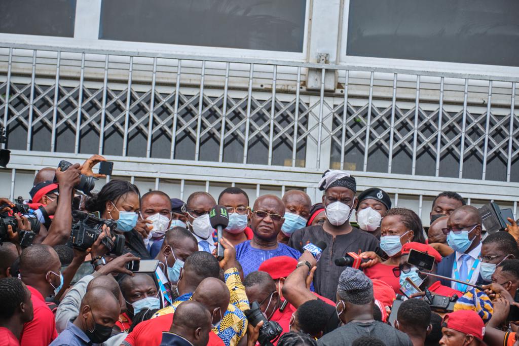 Photos: Onward marching NDC supporters walking for justice