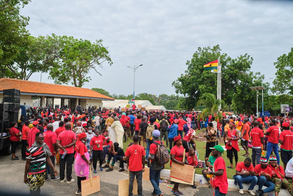 Photos: Onward marching NDC supporters walking for justice