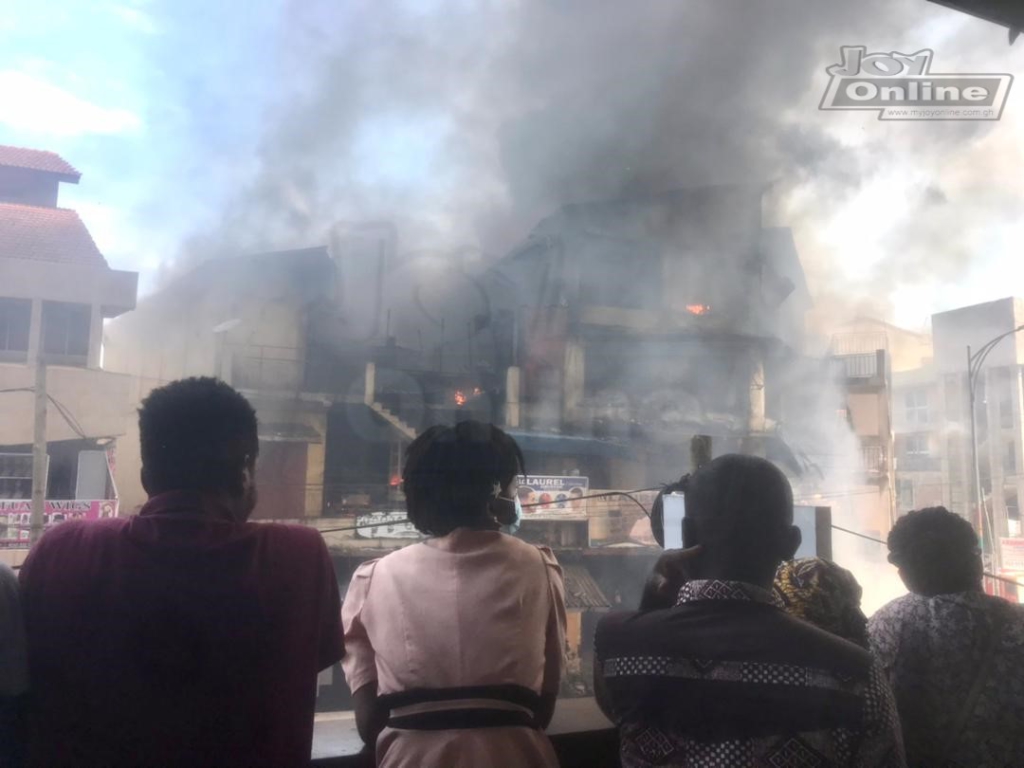 Photos: Fire destroys shops at Makola market Photos: Fire destroys shops at Makola market