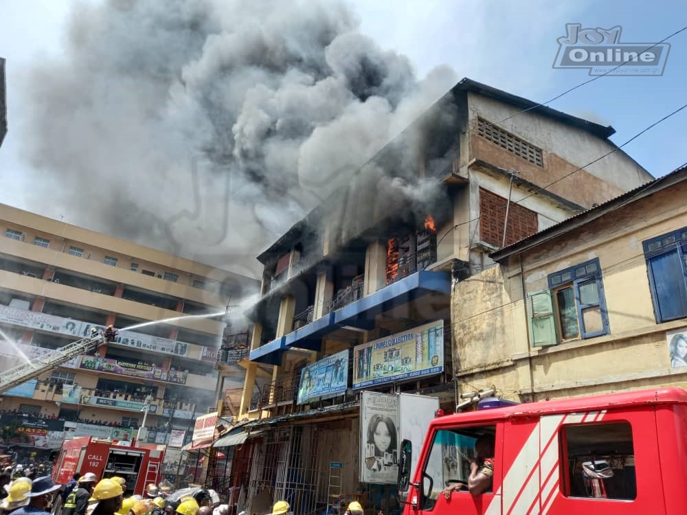 Photos: Fire destroys shops at Makola market