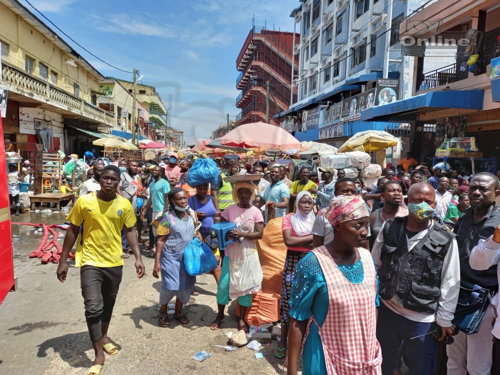 Photos: Fire destroys shops at Makola market Photos: Fire destroys shops at Makola market