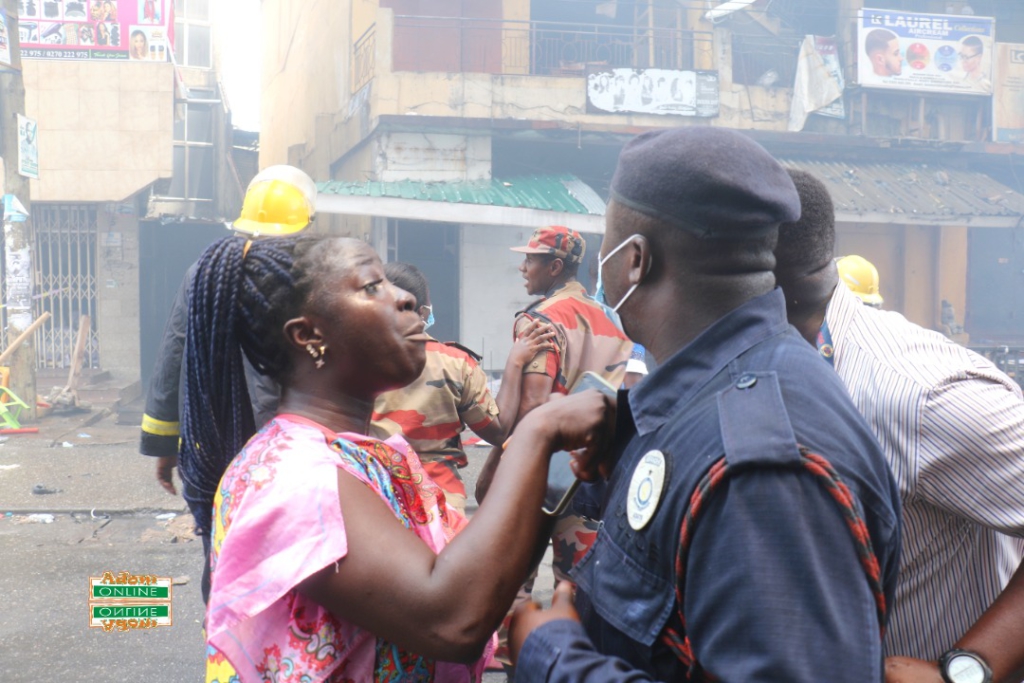 Photos: Fire destroys shops at Makola market