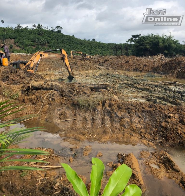 2 Chinese, 2 Ghanaians arrested for illegal mining