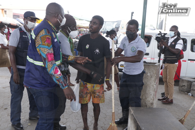 Photos: Cleanghana Campaign, Metro Health Inspectors issue abatement orders to three Food vendors