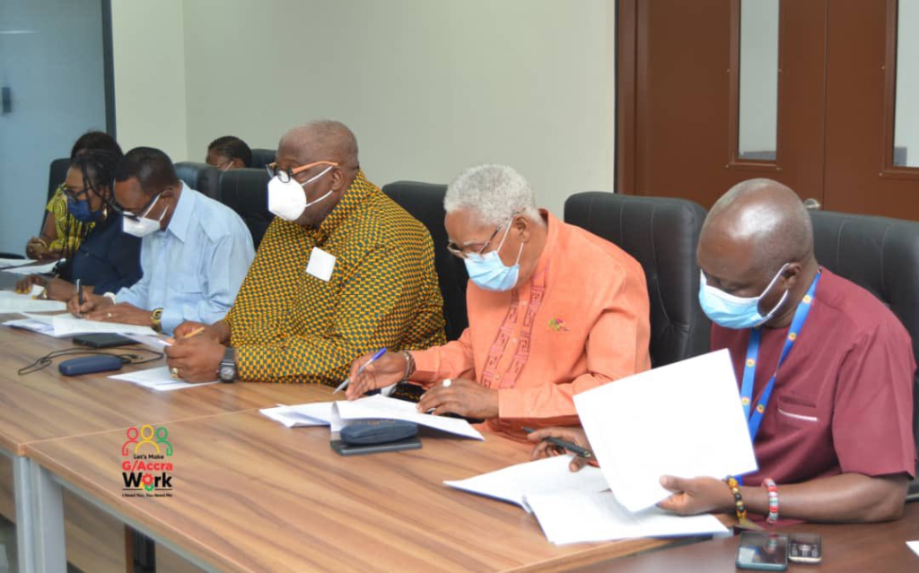 Henry Quartey holds consultative meeting to ban 'Aboboyaa' on highways within Accra