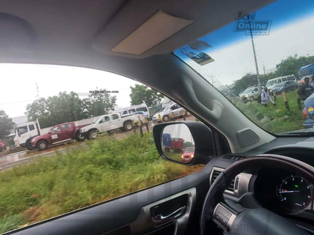 Heavy traffic on Tema motorway as trailer, other cars are involved in an accident