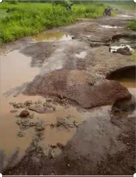 Torrential rain destroys some roads in Northern Region