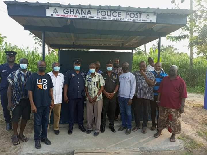 Kofi Amoabeng, others build police checkpoint post at Akyem-Tafo to check robberies