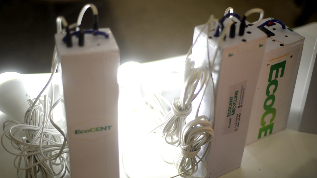 Ghanaian engineer builds power bank for laptops, phones, light bulbs