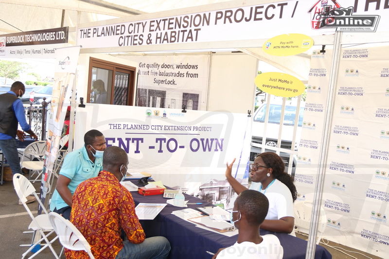 Photos: Ecobank-JoyNews Habitat Fair mini-clinic opens