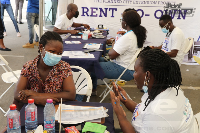 Photos: Ecobank-JoyNews Habitat Fair mini-clinic opens