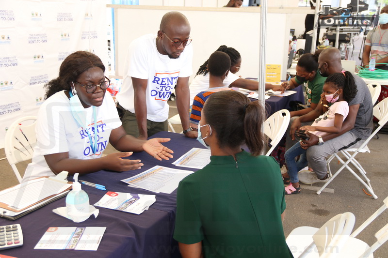 Photos: Ecobank-JoyNews Habitat Fair mini-clinic opens