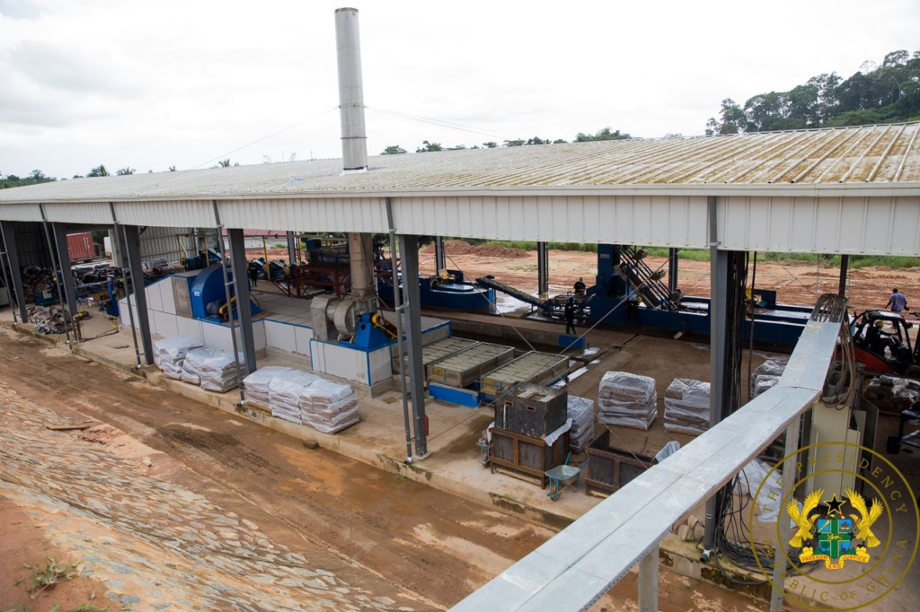 1D1F: Akufo-Addo commissions $ 2.1 million rubber processing plant 1D1F: Akufo-Addo commissions $ 2.1 million rubber processing plant