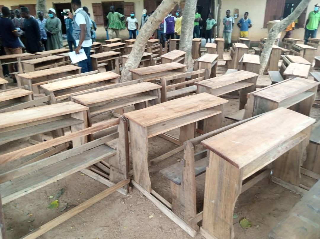 Kugzua Primary School receives donation of a 100 dual desks