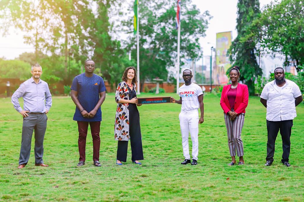 Okyeame Kwame presents Climate Clock to British High Commissioner