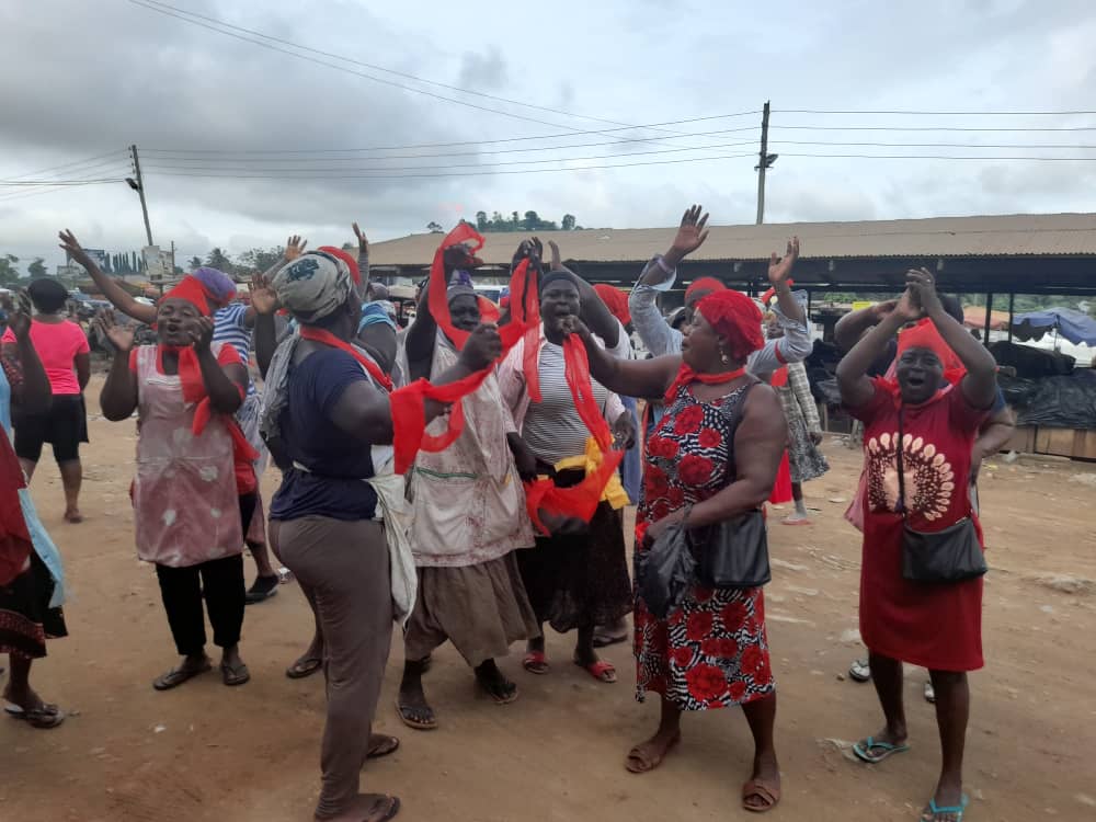 Nsawam bread sellers add their voices to calls for Emmanuel Owusu Arthur as new MCE