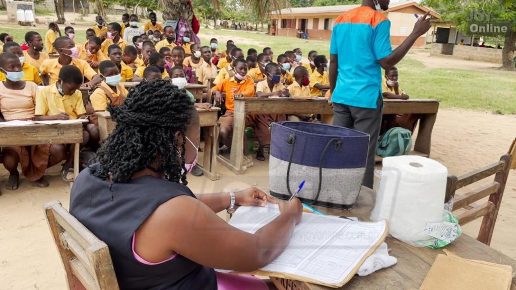 Pupils in KEEA forced to study under trees and open spaces because of dilapidated classroom block