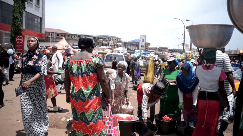 Kumasi traders fail to leave pavements and streets