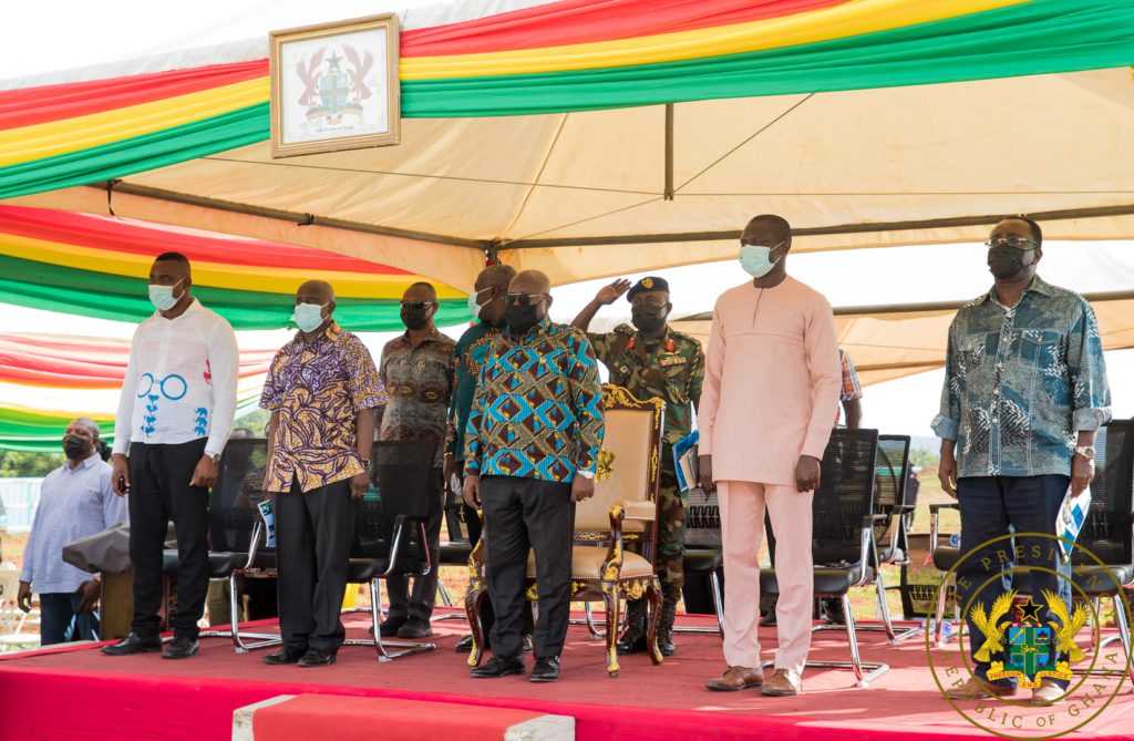 Akufo-Addo cuts sod for 100-bed Obuasi Trauma and Accident Hospital