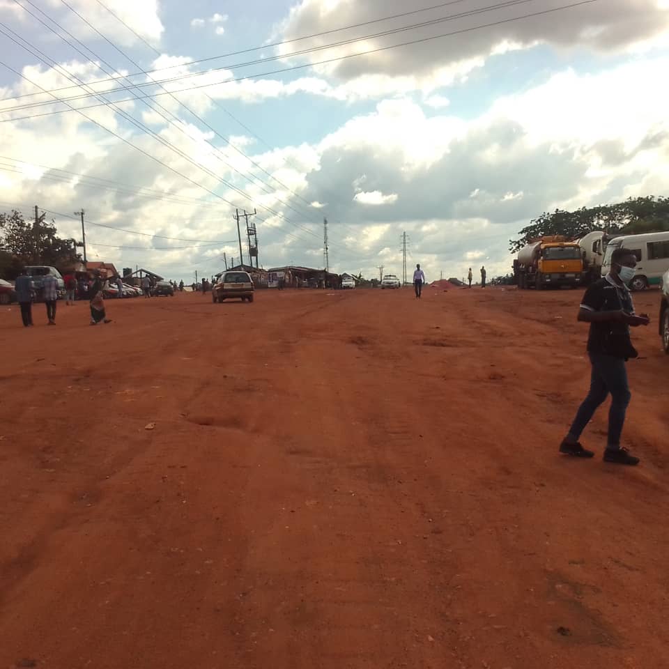 Atwima-Boko residents meet Akufo-Addo with protest over delay in road construction