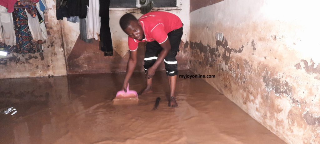 Kumasi floods - 21 Awal Issahak www.myjoyonline.com