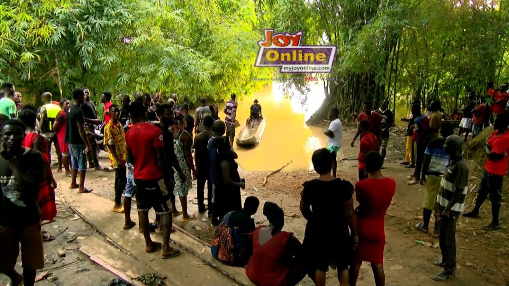 5 feared to have drowned in Offin River