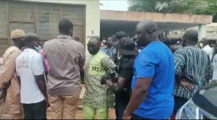 Confusion, as assembly man receives slap at Wa Municipal Assembly MCE confirmation Confusion, as assembly man receives slap at Wa Municipal Assembly MCE confirmation