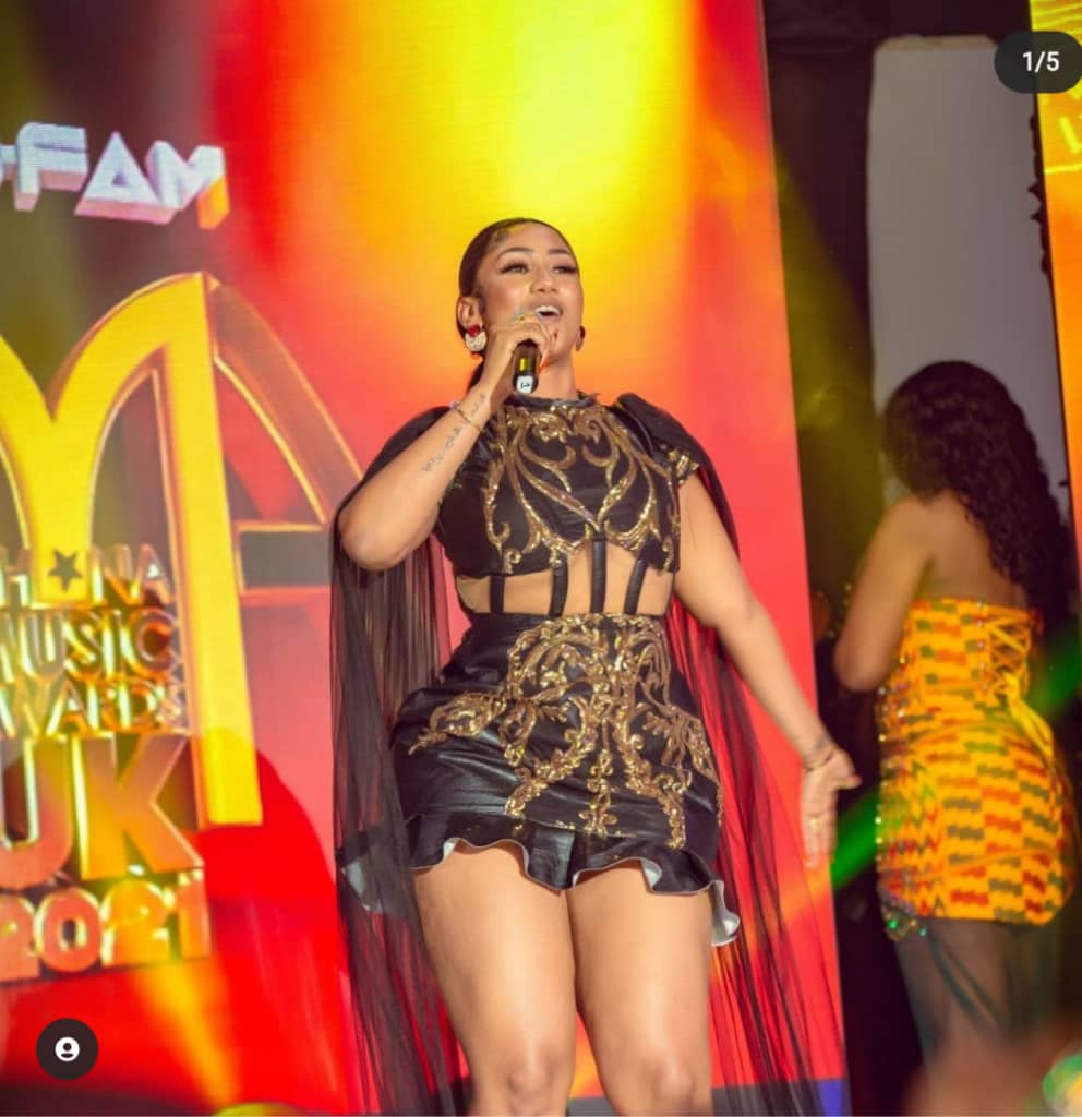 Diana Hamilton wins Artiste of the Year at Ghana Music Awards UK