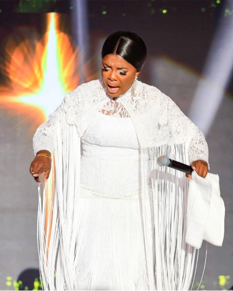 Diana Hamilton wins Artiste of the Year at Ghana Music Awards UK Diana Hamilton wins Artiste of the Year at Ghana Music Awards UK