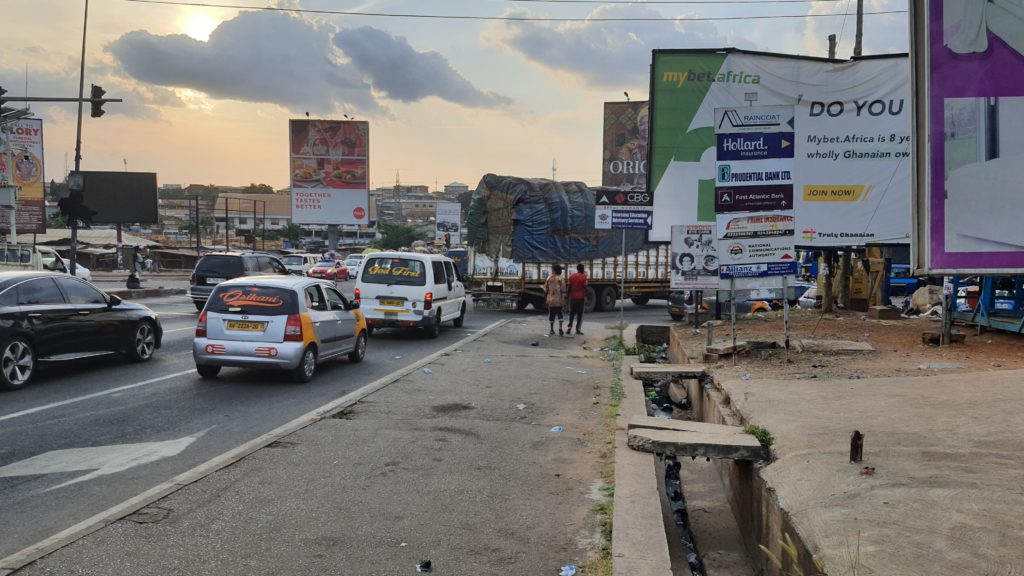 When the truck is long: Ghana's obsolete streets