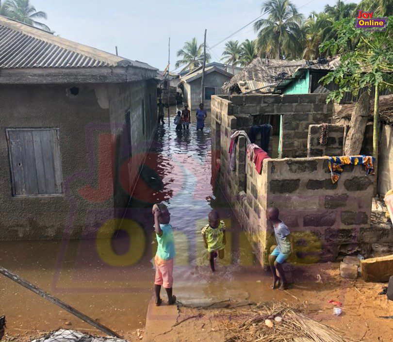 Finance Ministry to allocate funds for Keta sea defence wall - Asenso-Boakye Residents of Anloga district displaced by tidal waves