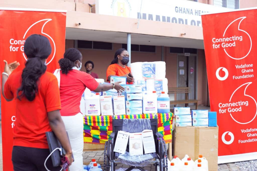 Vodafone Ghana Foundation donates to Maamobi Hospital Vodafone Ghana Foundation donates to Maamobi Hospital