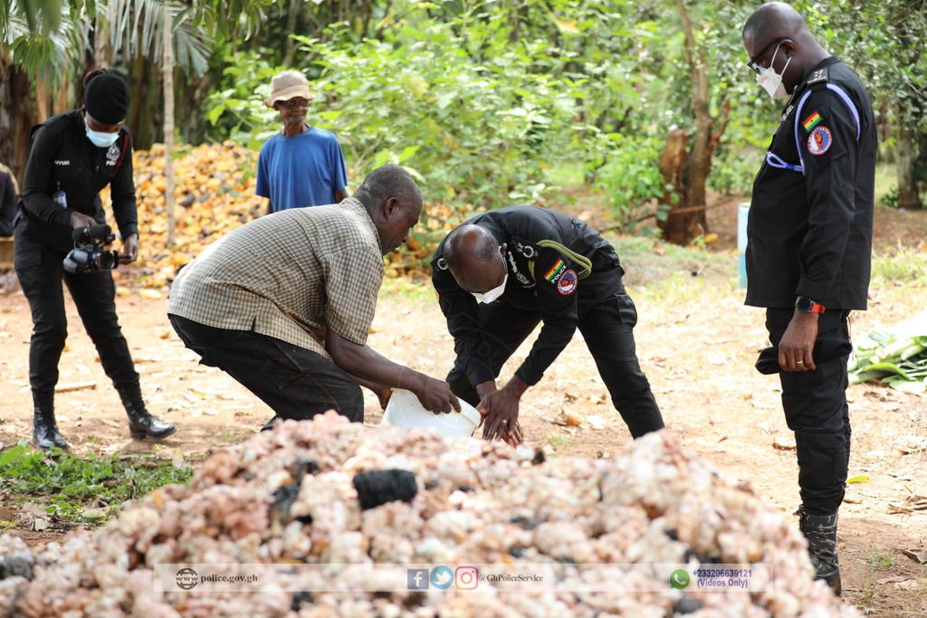 IGP Dampare celebrates Farmers' Day with cocoa farmers at Kwaafokrom