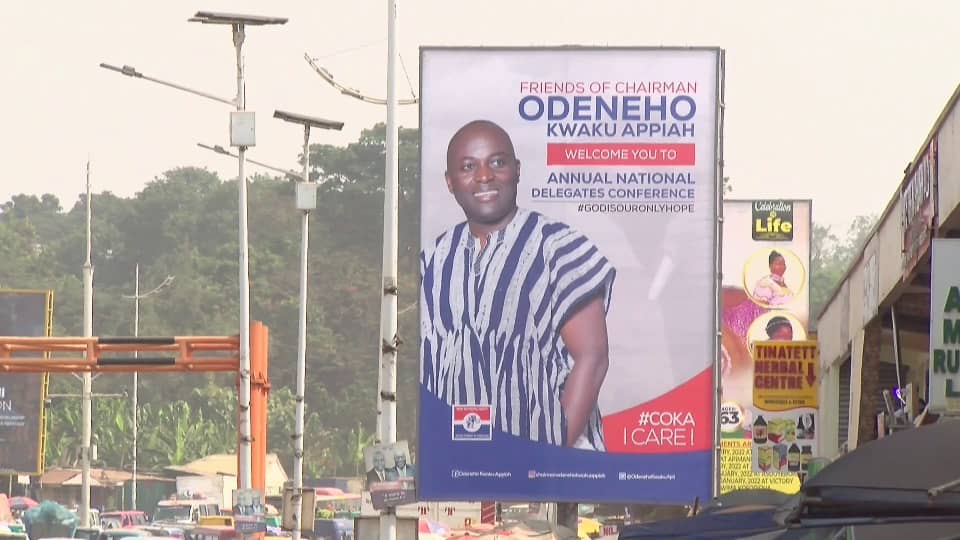 NPP members mount bill boards in Kumasi; flout party directive NPP members mount bill boards in Kumasi; flout party directive