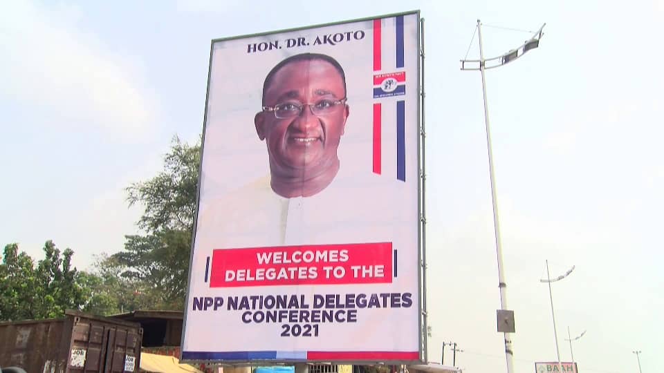 NPP members mount bill boards in Kumasi; flout party directive NPP members mount bill boards in Kumasi; flout party directive