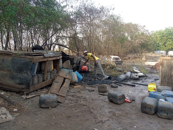 Fire outbreak near BOST Accra Plains Depot destroys one saloon car and a tricycle