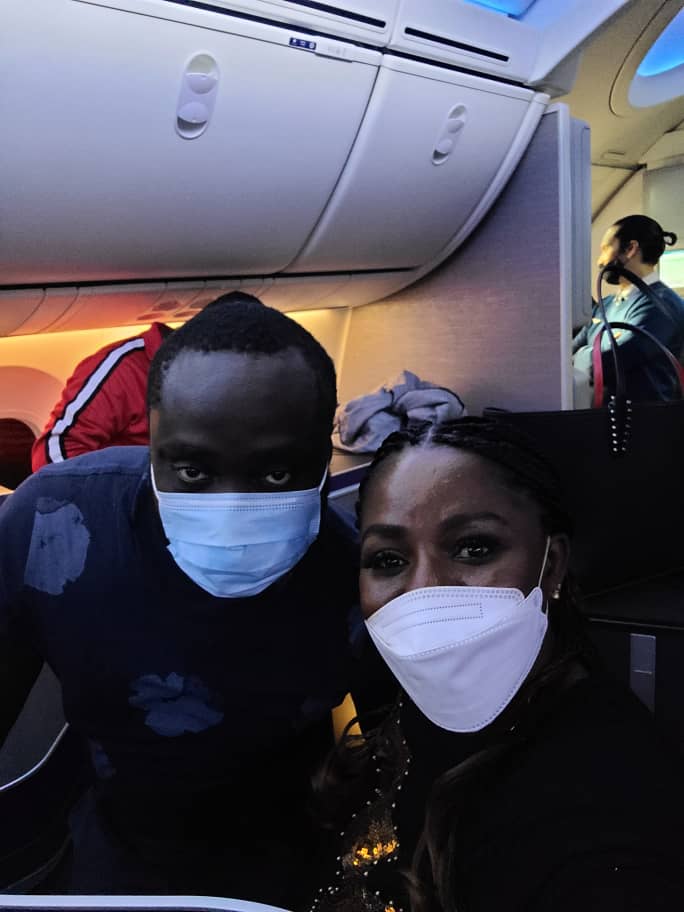 Ghanaian doctor applauded for delivering baby on United Airlines flight