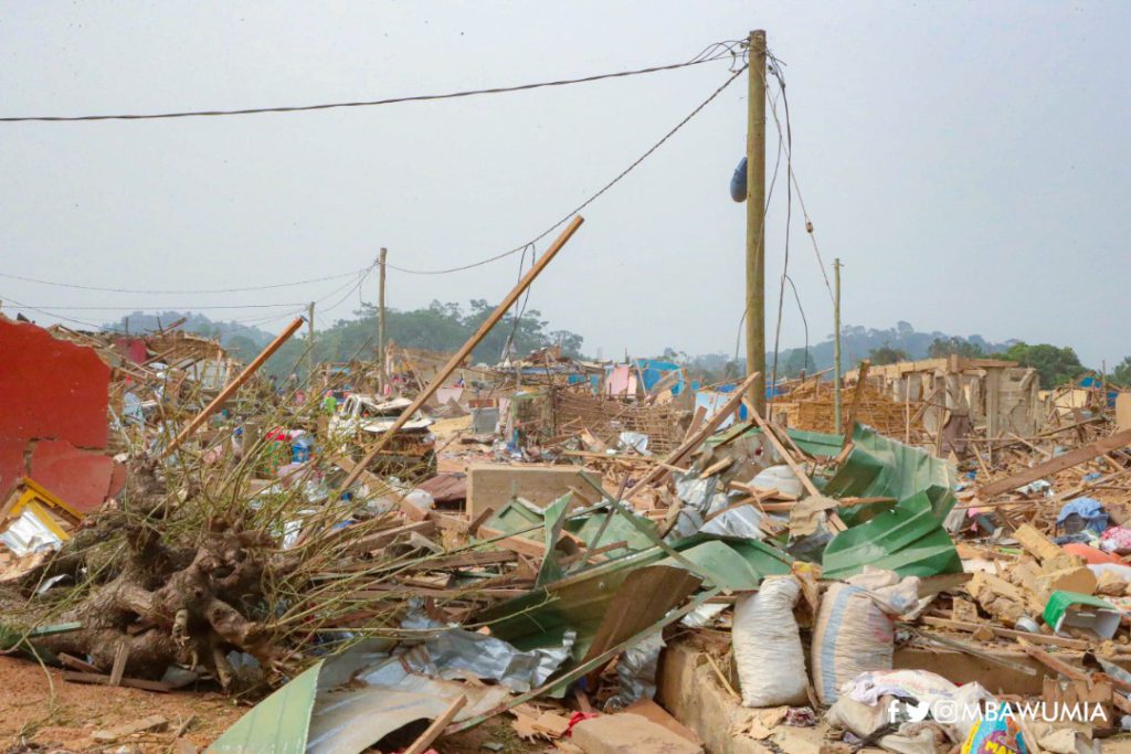 Apeatse explosion: Bawumia donates over 13 tonnes of relief items to victims