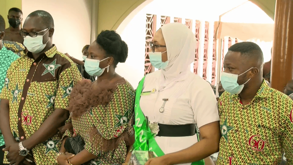 Asantehene commends innovative midwife at Manhyia Hospital