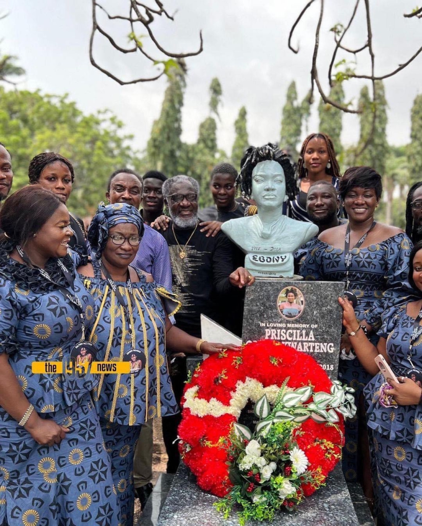 Ebony’s family visits her grave on 4th anniversary of her death