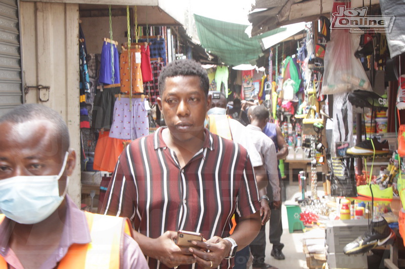 Photos: Kwame Nkrumah Interchange traders fall foul of Operation Clean Your Frontage rules