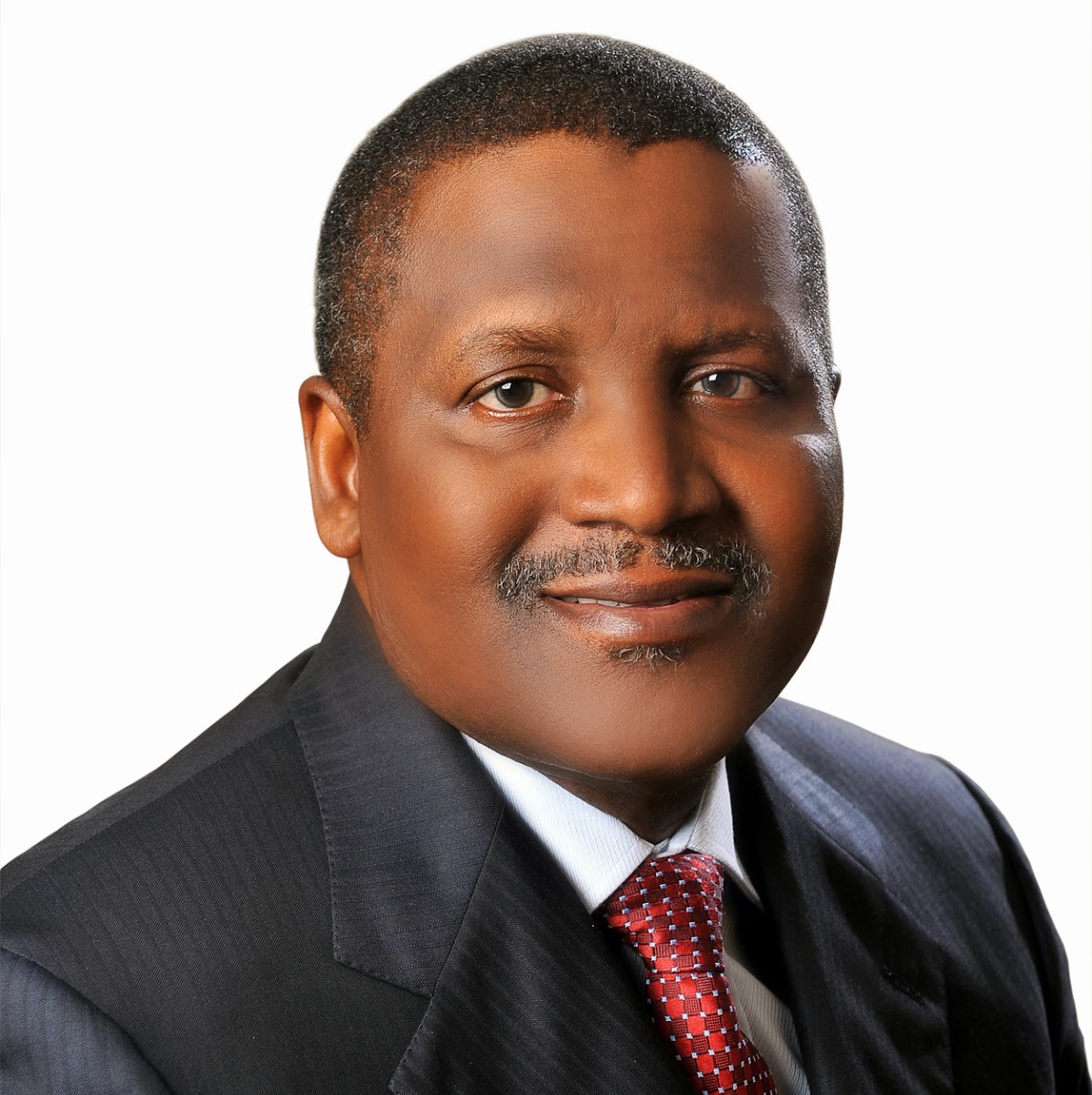 African Refiners and Distributors Association congratulates Dangote for establishing a refinery 2 Aliko Dangote 1