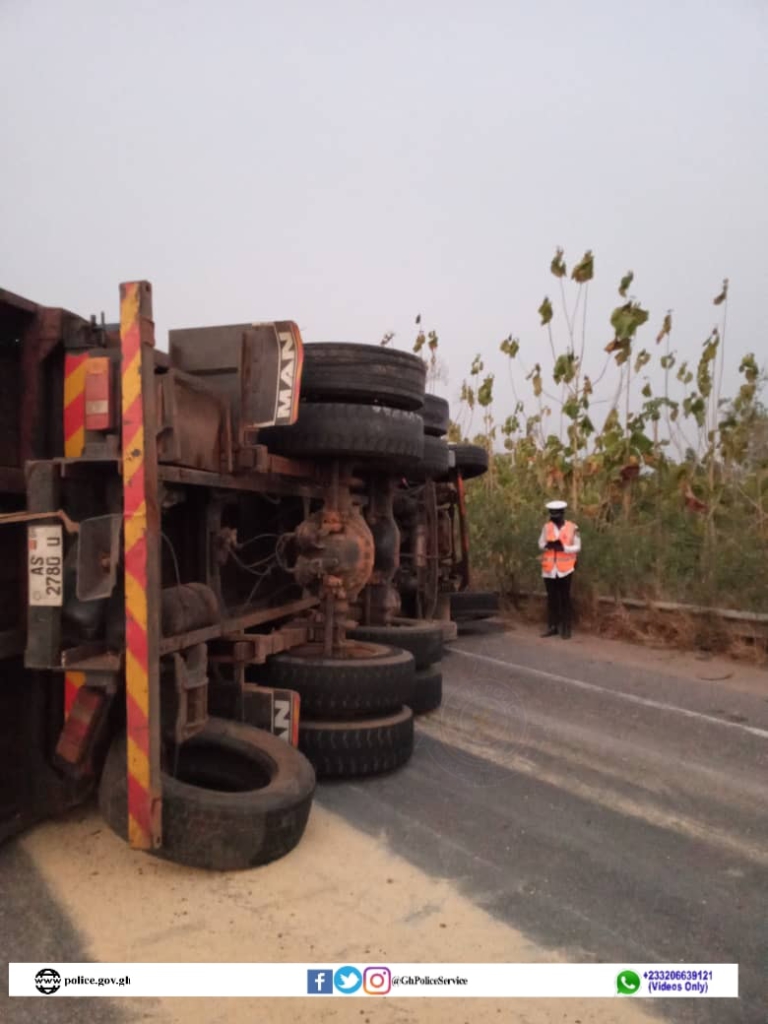 Nsawam MTTD opens highway after accident truck blocked Accra-Kumasi stretch