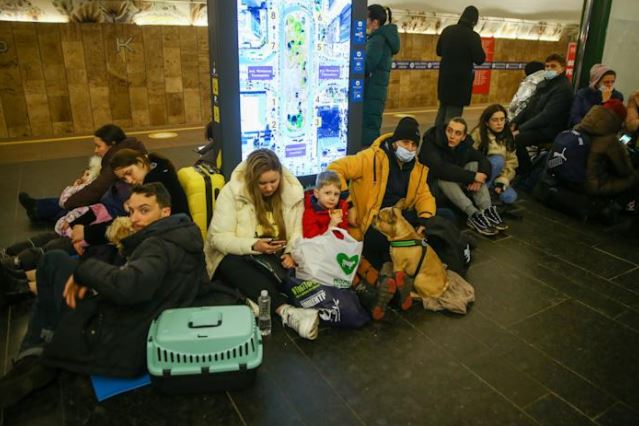 Ukraine crisis: Families sleep in subway stations as Russian bombs fall