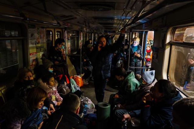 Ukraine crisis: Families sleep in subway stations as Russian bombs fall