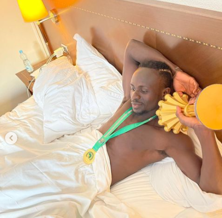Sadio Mané captured in bed with AFCON 2021 trophy
