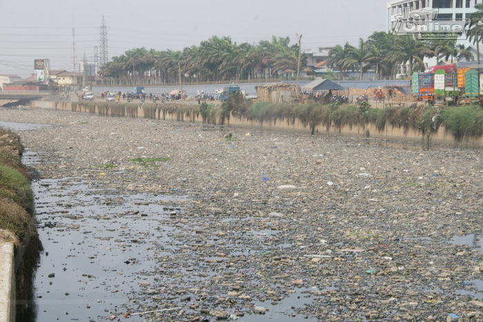 Odaw river filed with plastic waste