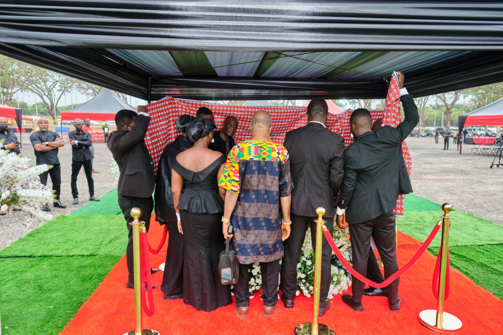 Photos: Final goodbye to the #RealBoss Elvis Kwashie